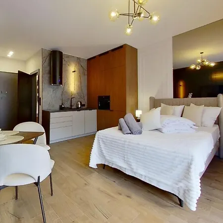 Renttogo Czysta 4 Lejlighed